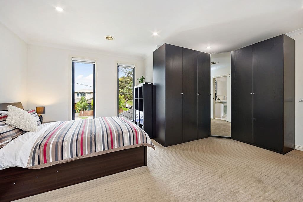 74 Blenheim Road, Newport VIC 3015, Newport - Thumbnail 4