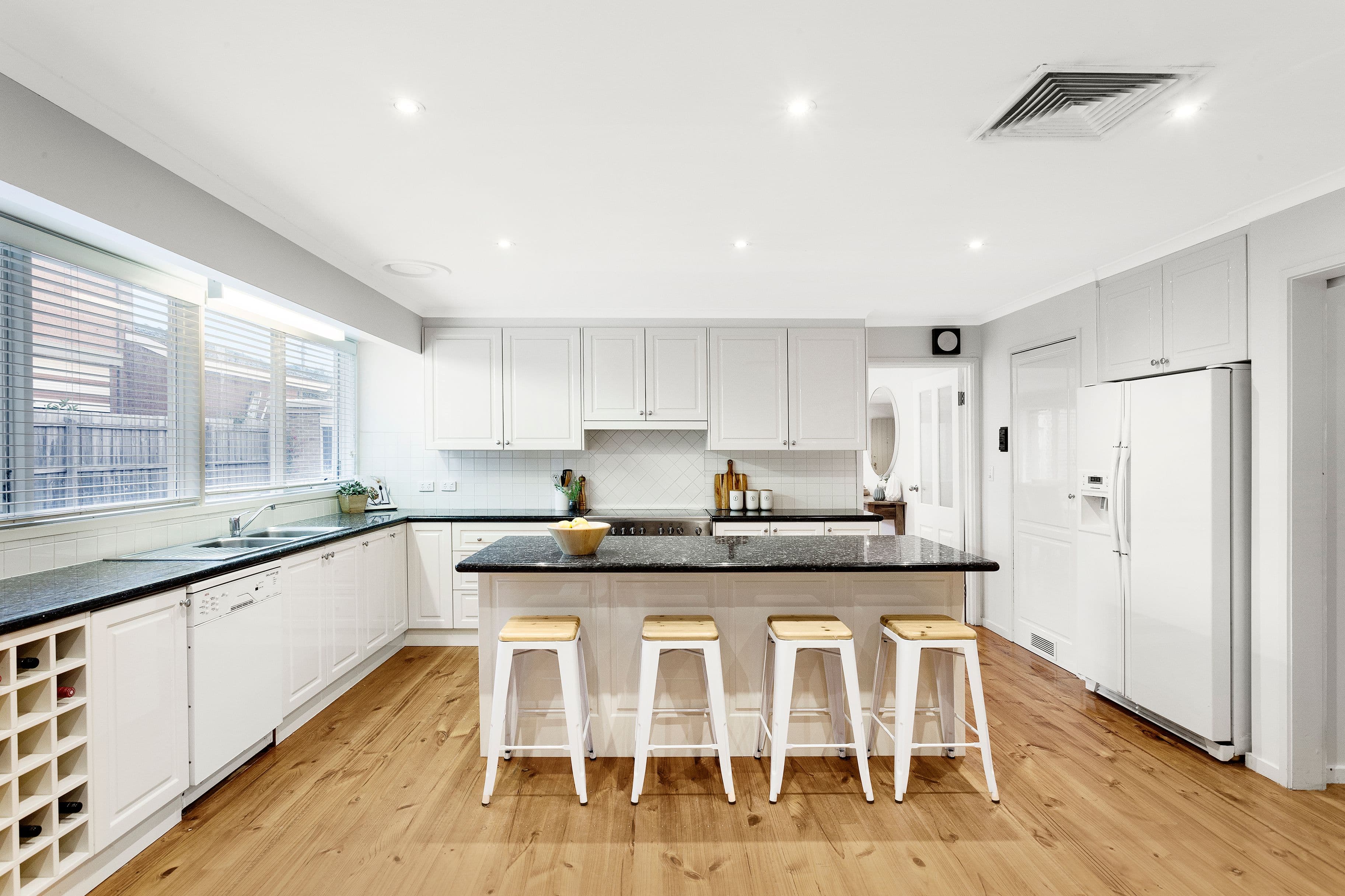 10 Patterson Street, Carnegie VIC 3163, Carnegie - Thumbnail 3