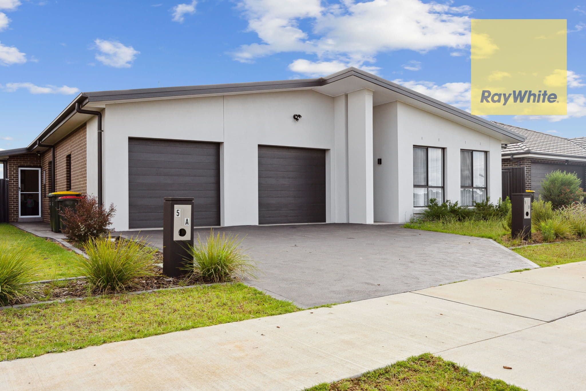 5a & 5b Roebuck Street, Goulburn NSW 2580, Goulburn - Thumbnail 2