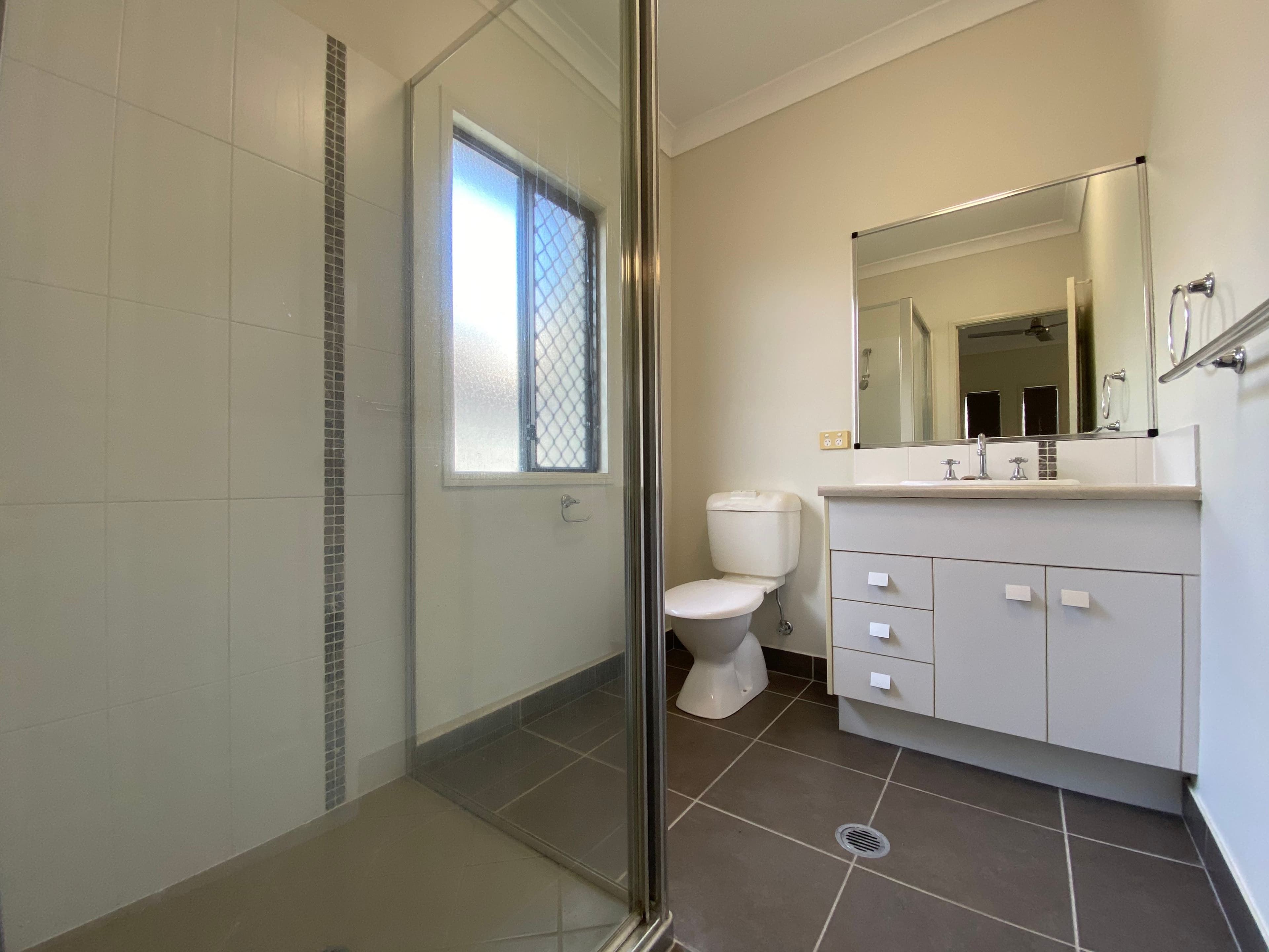 42 Dunlop Street, Kelso QLD 4815, Kelso - Thumbnail 7