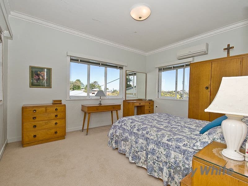 31 Burrowa Street, STAFFORD QLD 4053, Stafford - Thumbnail 5