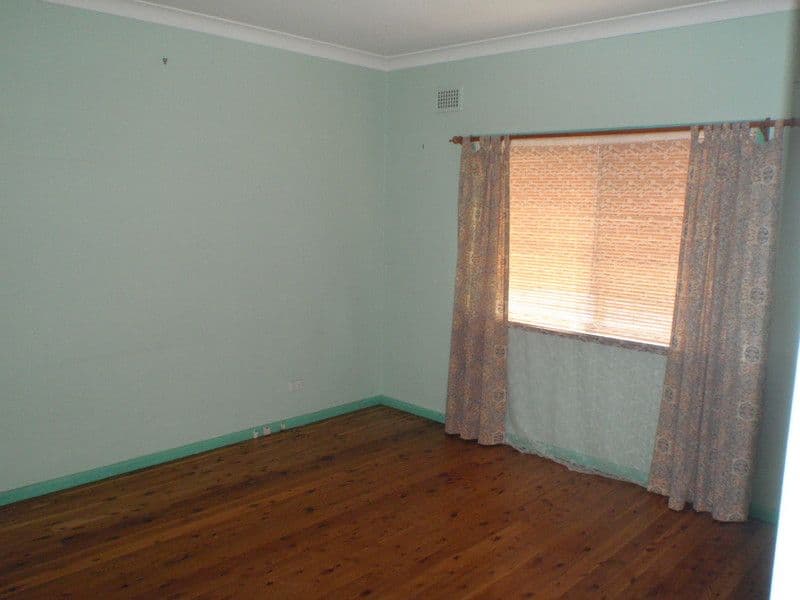 24 Pollack Street, BLACKTOWN NSW 2148, Blacktown - Thumbnail 3