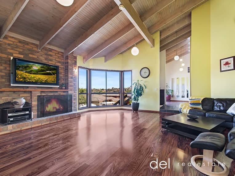 2 Freeman Court, Endeavour Hills, Endeavour Hills - Thumbnail 2