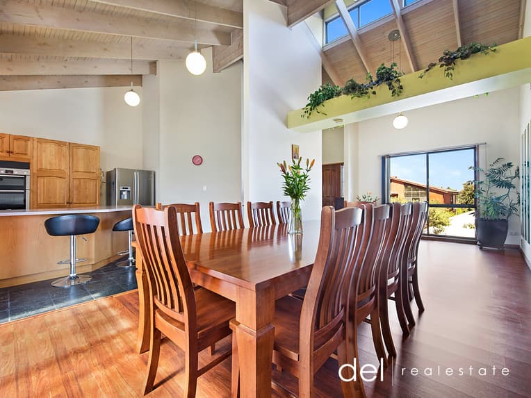 2 Freeman Court, Endeavour Hills, Endeavour Hills - Thumbnail 3
