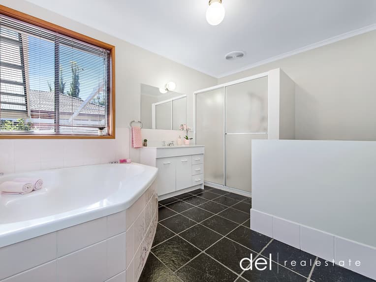 2 Freeman Court, Endeavour Hills, Endeavour Hills - Thumbnail 6