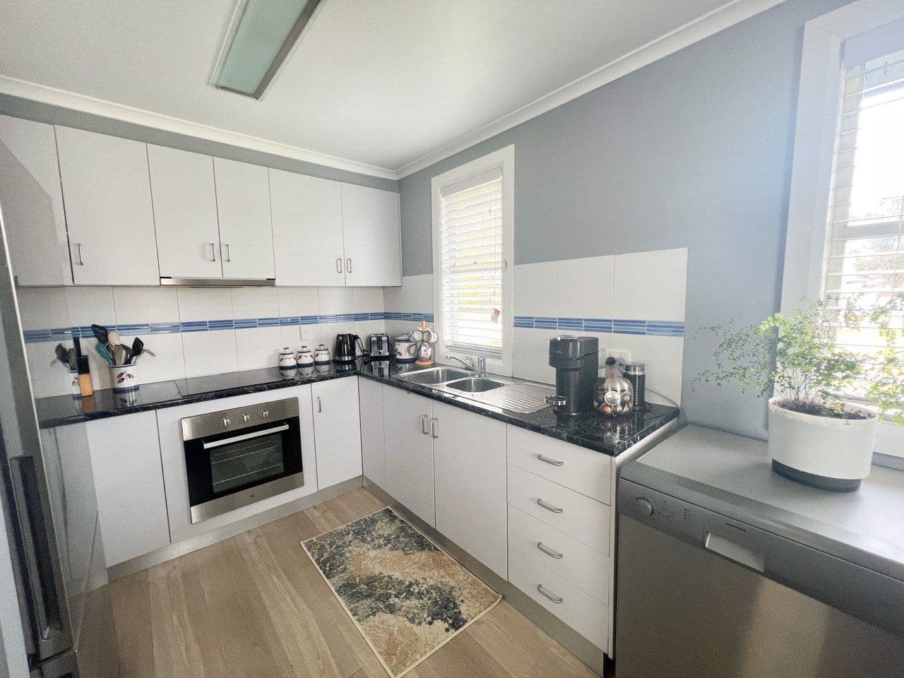 19 Brown Street, West Wyalong NSW 2671, West Wyalong - Thumbnail 2