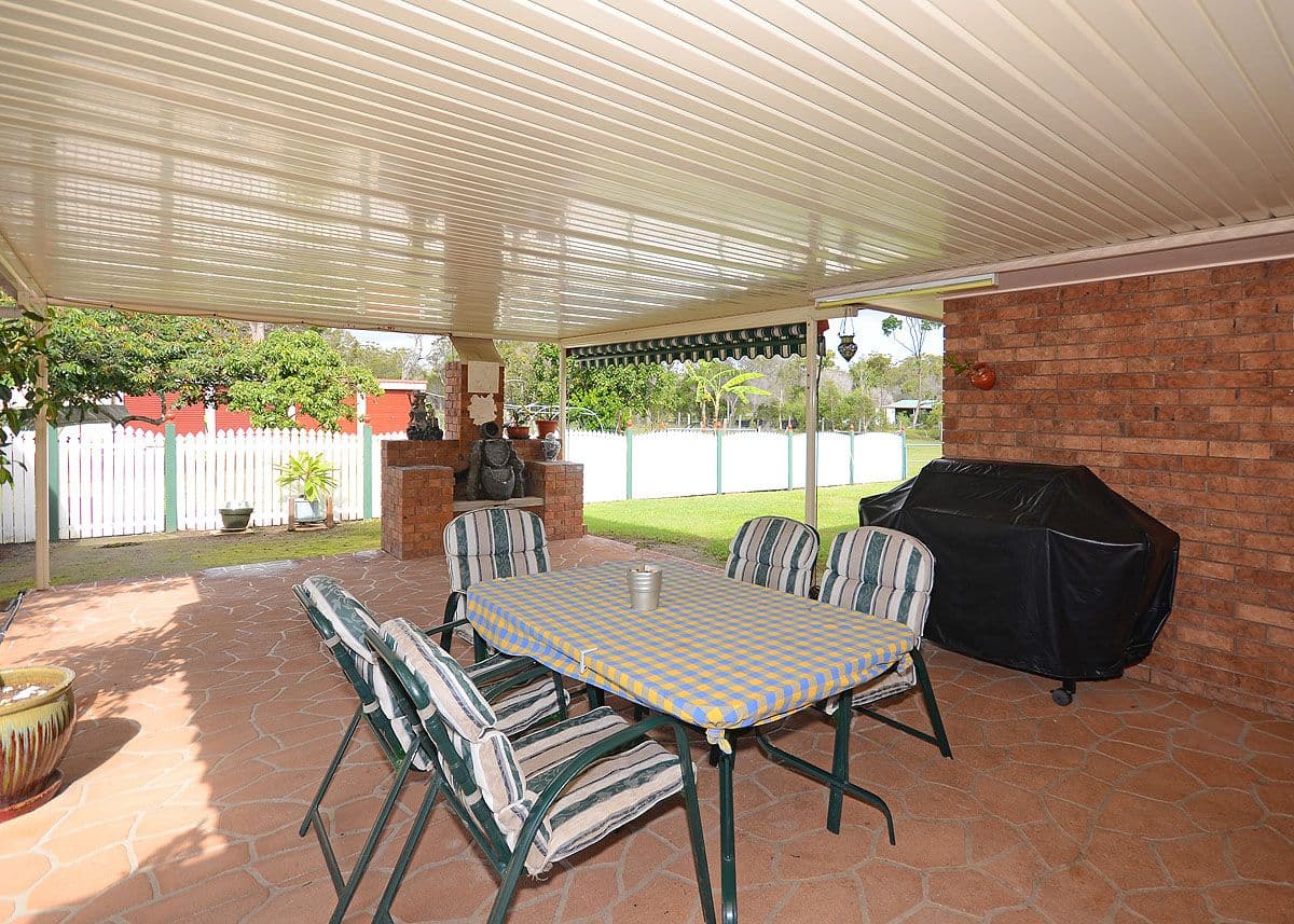 11 Ti Tree Road West, BOORAL QLD 4655, Booral - Thumbnail 4