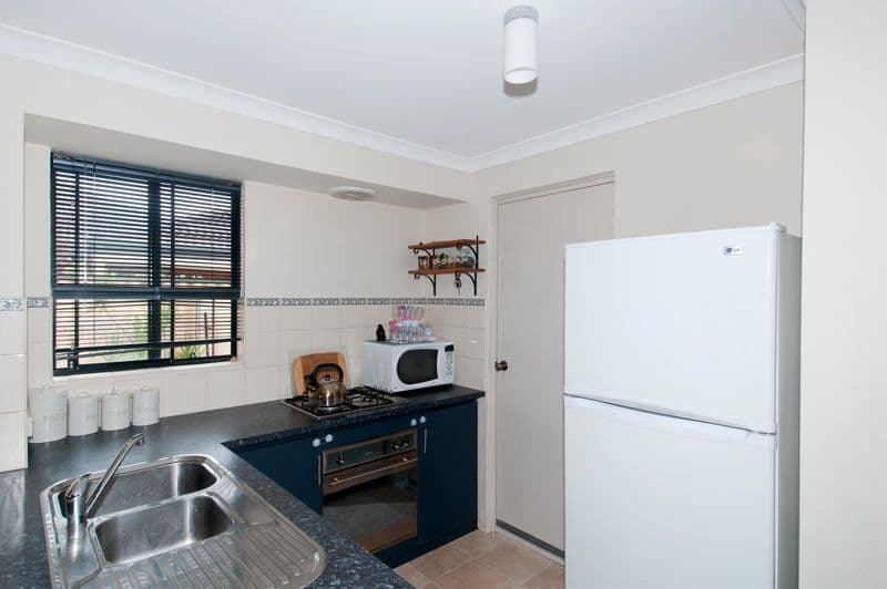6 Pindana Way, PORT KENNEDY WA 6172, Port Kennedy - Thumbnail 5