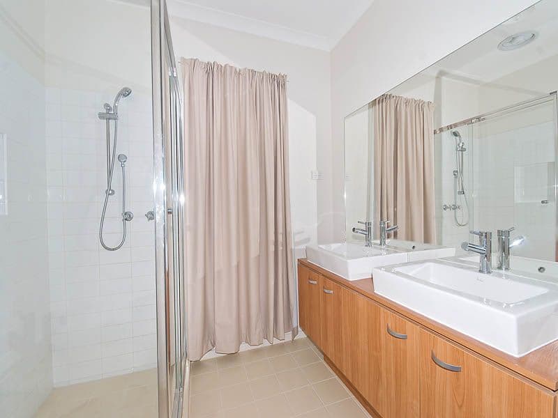 66 Kinglake Crescent, CRAIGIEBURN VIC 3064, Craigieburn - Thumbnail 4