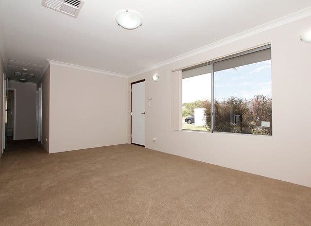 215 Verna Street, GOSNELLS WA 6110, Gosnells - Thumbnail 2