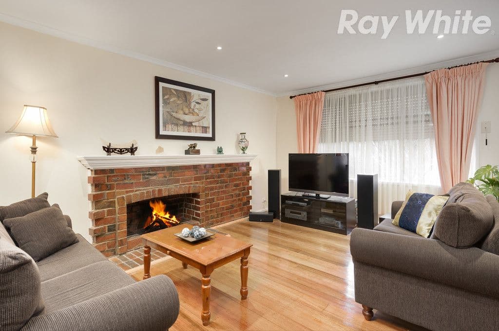 1 Moreton Crescent, Bundoora VIC 3083, Bundoora - Thumbnail 3