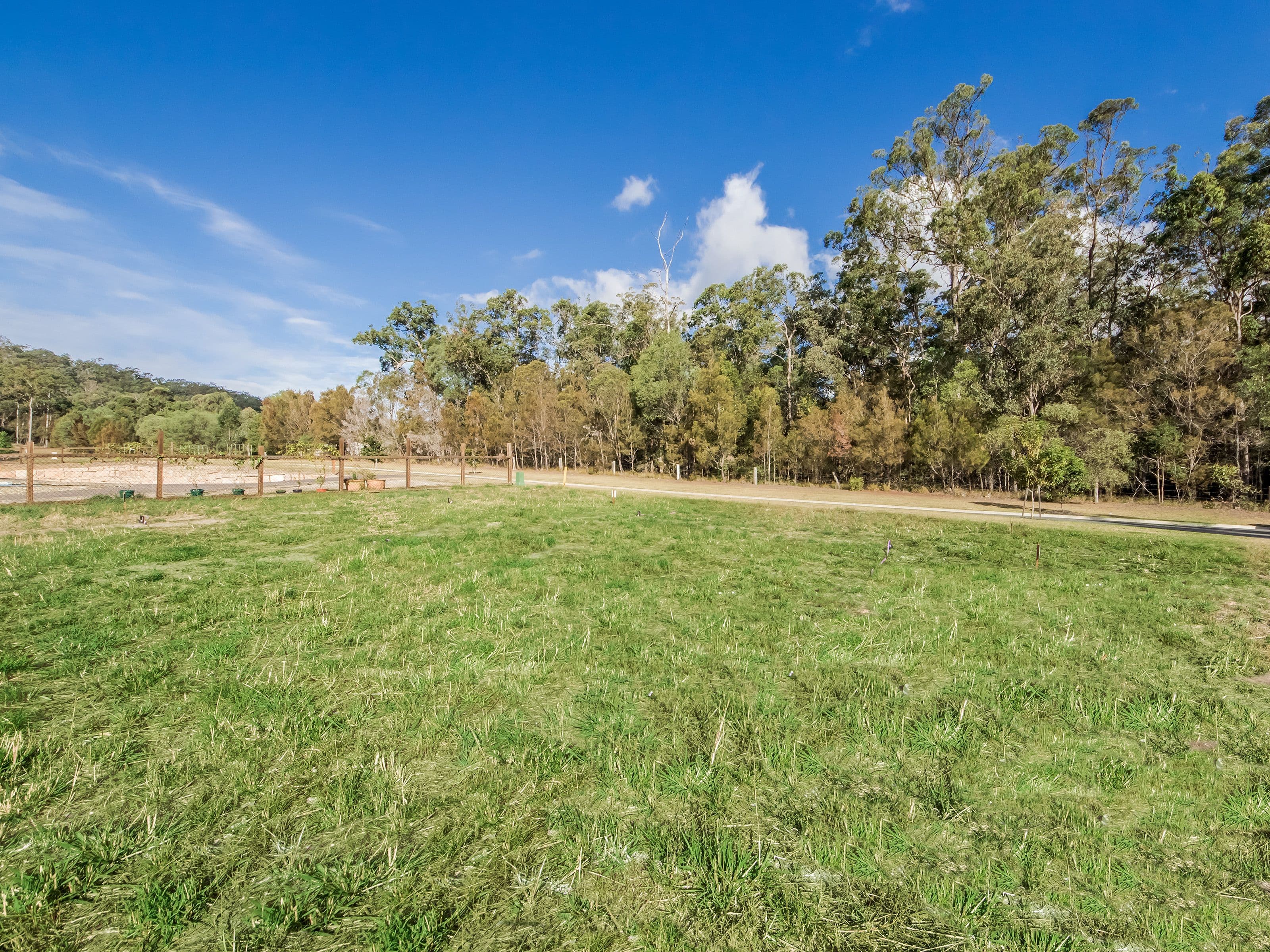 16 Dietrich Court, MAUDSLAND QLD 4210, Maudsland - Thumbnail 3