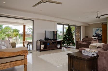 14  Bombala Street, BROADBEACH WATERS QLD 4218, Broadbeach Waters - Thumbnail 6