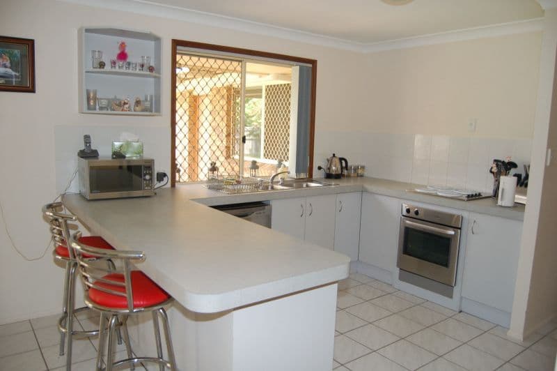 13  Colambard Place, HERITAGE PARK QLD 4118, Heritage Park - Thumbnail 3