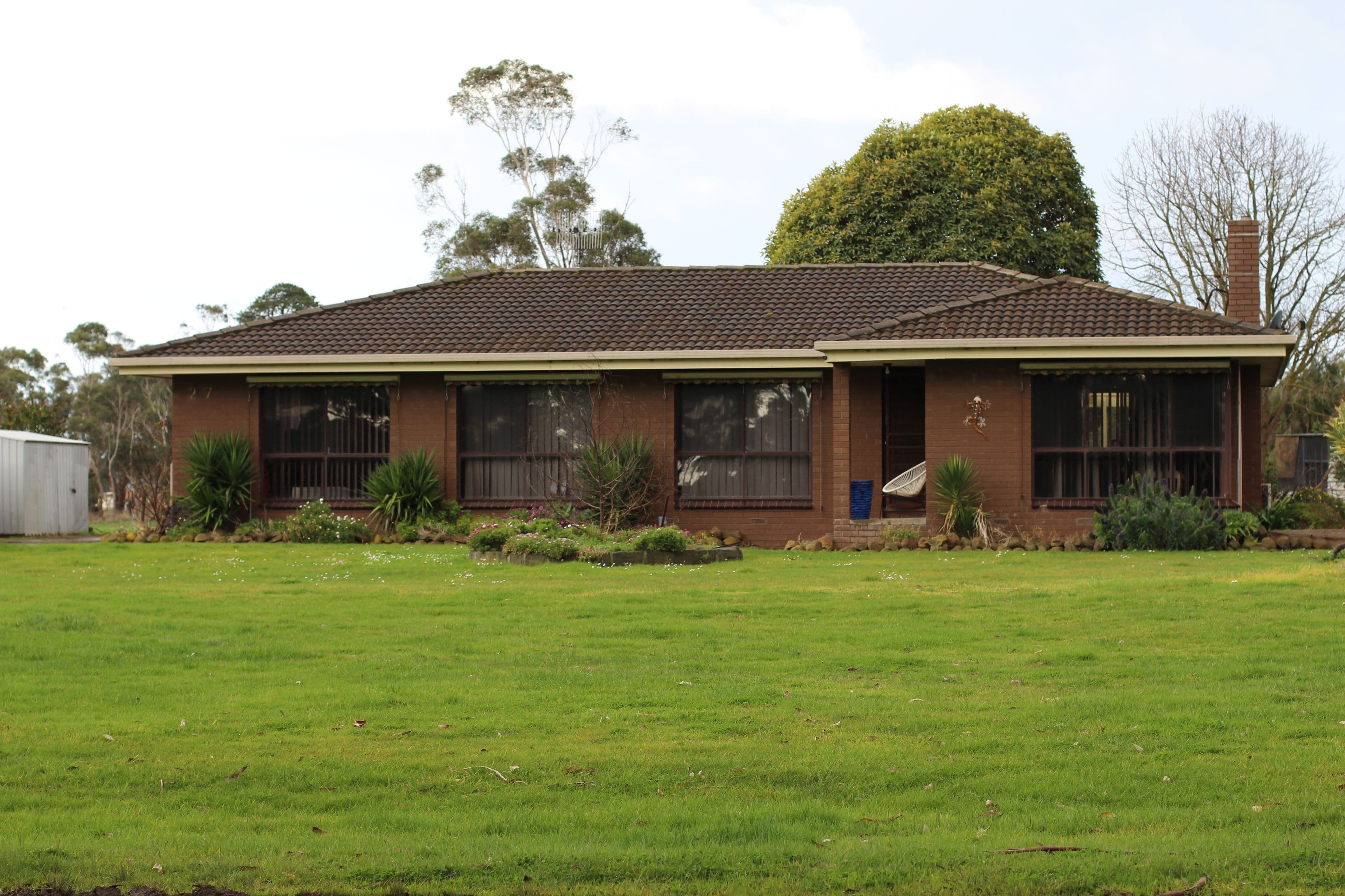 27 Rollos Road, Panmure VIC 3265, Panmure - Image 1