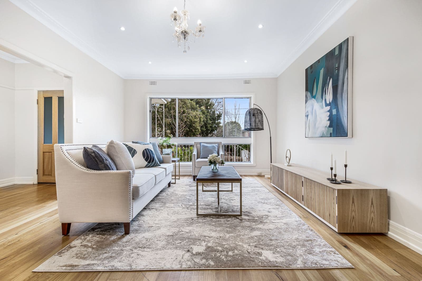 12 Jordan Grove, Glen Waverley VIC 3150, Glen Waverley - Thumbnail 2