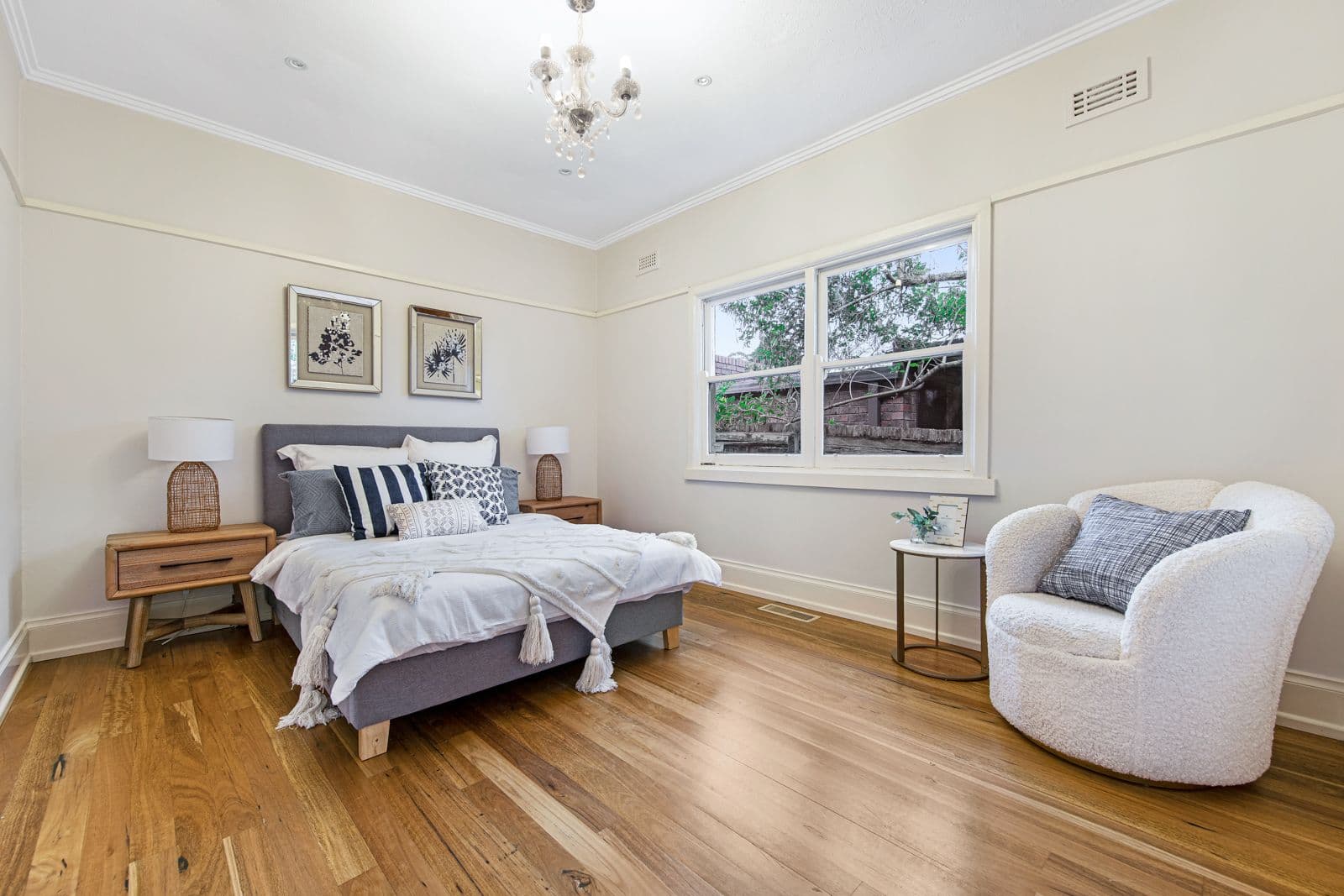 12 Jordan Grove, Glen Waverley VIC 3150, Glen Waverley - Thumbnail 5