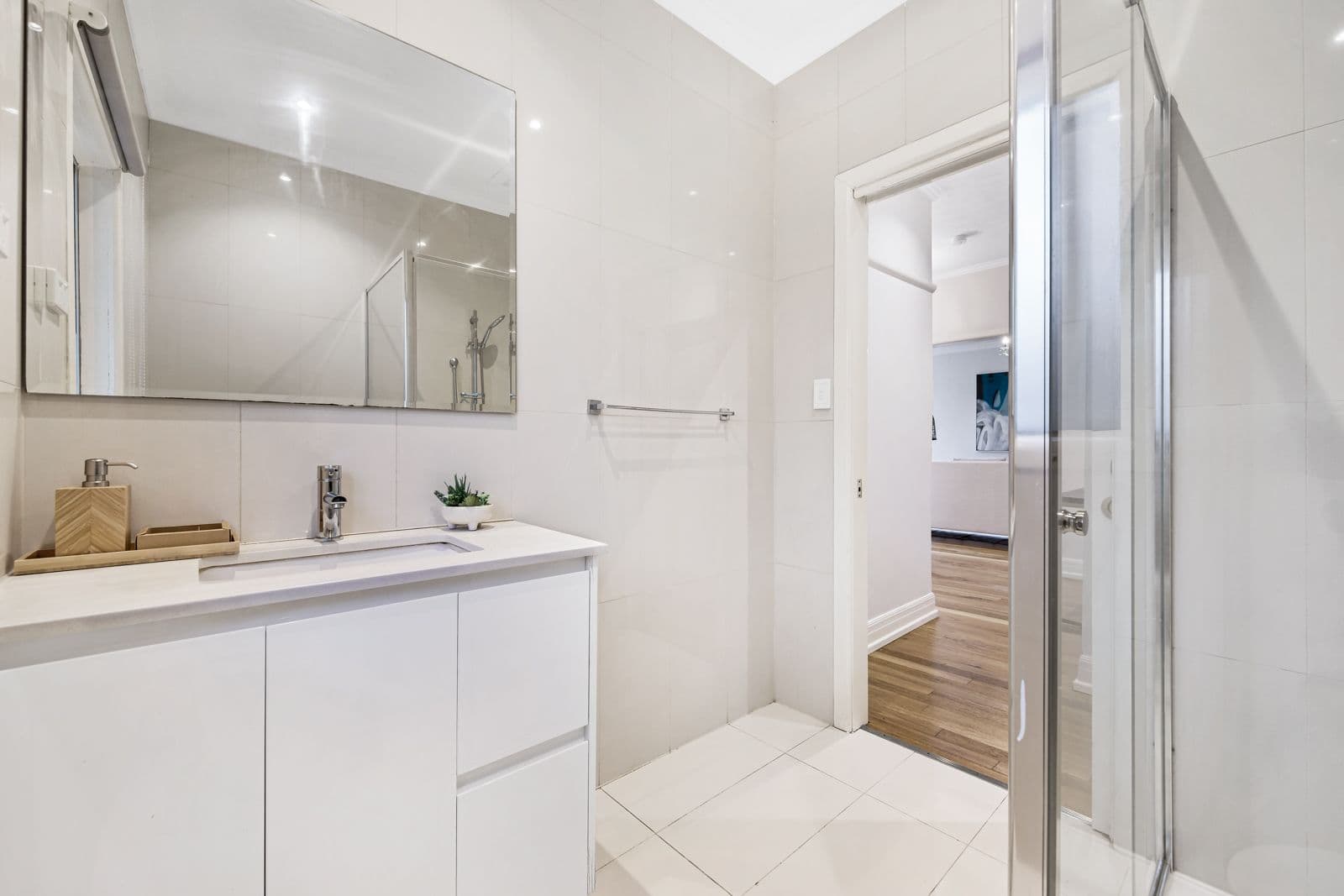 12 Jordan Grove, Glen Waverley VIC 3150, Glen Waverley - Thumbnail 6