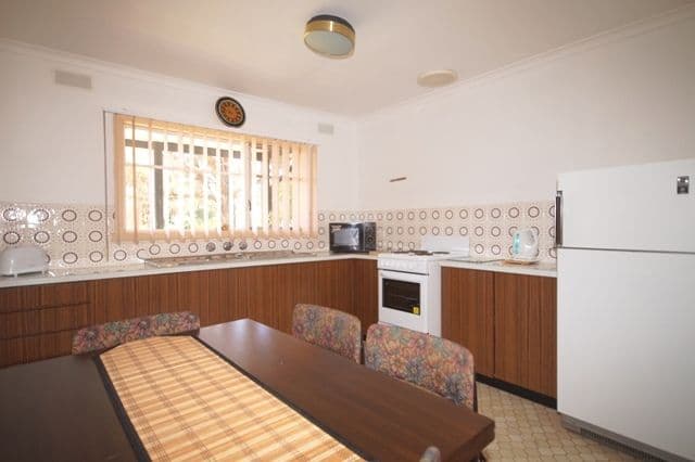 12 Plover Street, Cowes VIC 3922, Cowes - Thumbnail 2