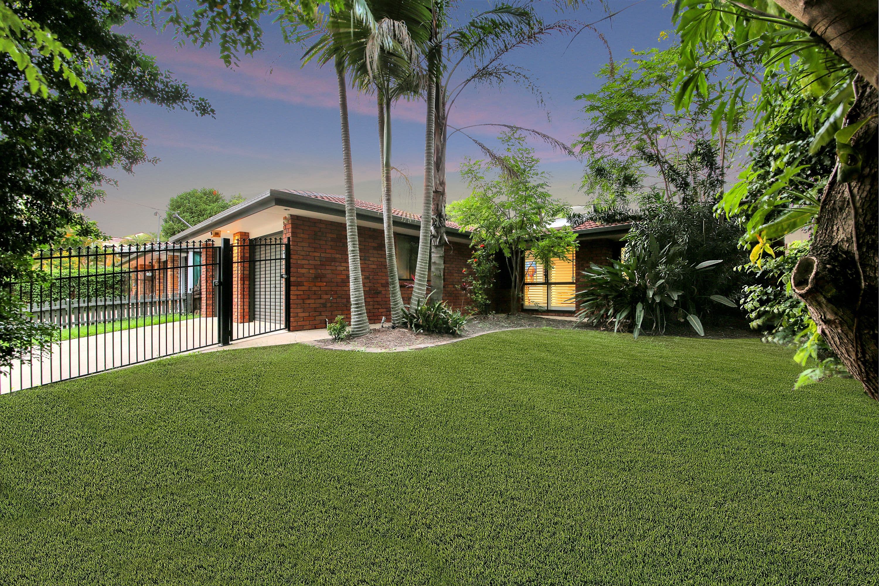 106 Slatyer Avenue, Bundall QLD 4217, Bundall - Thumbnail 2