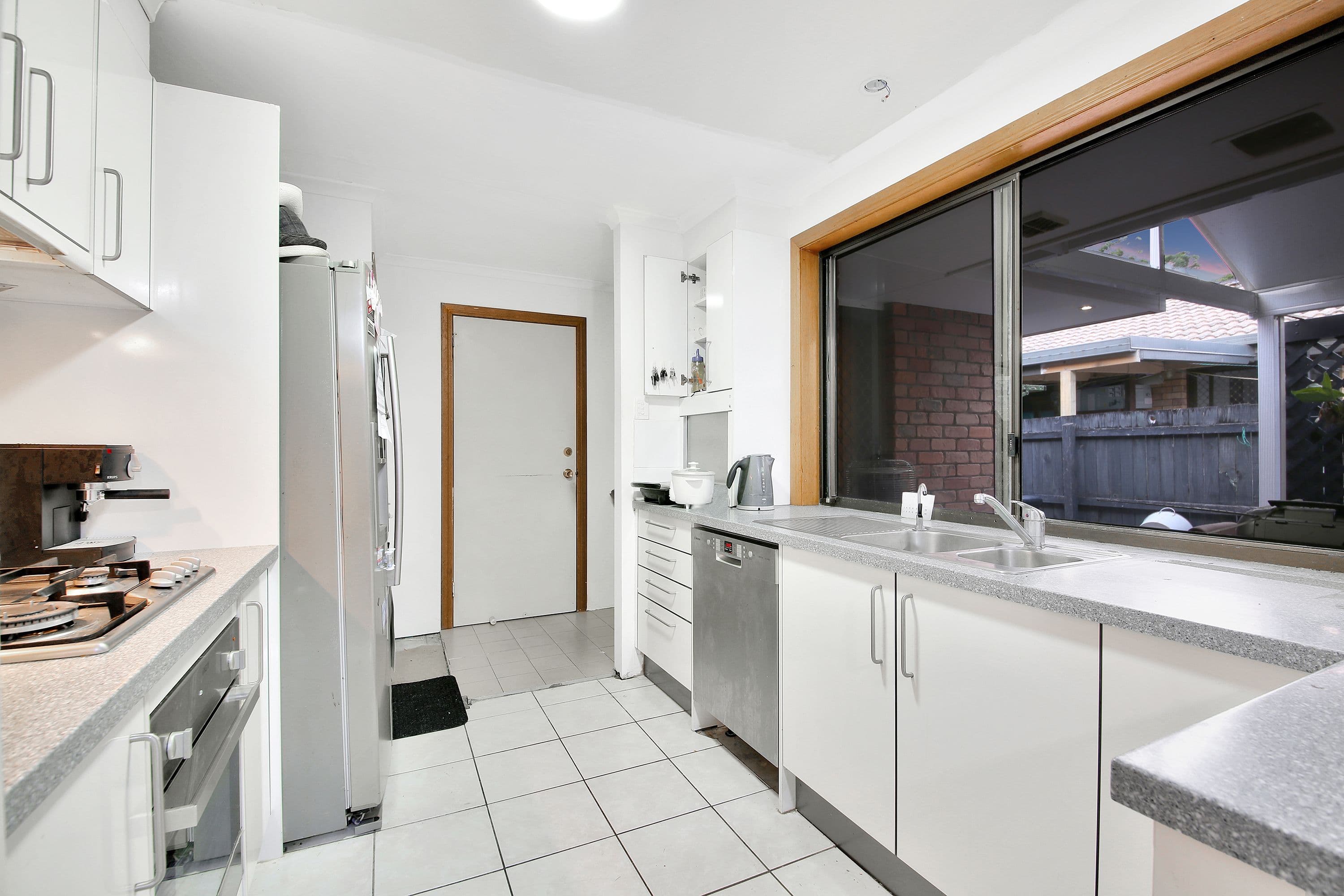 106 Slatyer Avenue, Bundall QLD 4217, Bundall - Thumbnail 8