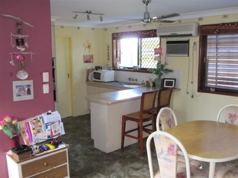 28 Coolibah Street, SOUTHPORT QLD 4215, Southport - Thumbnail 4