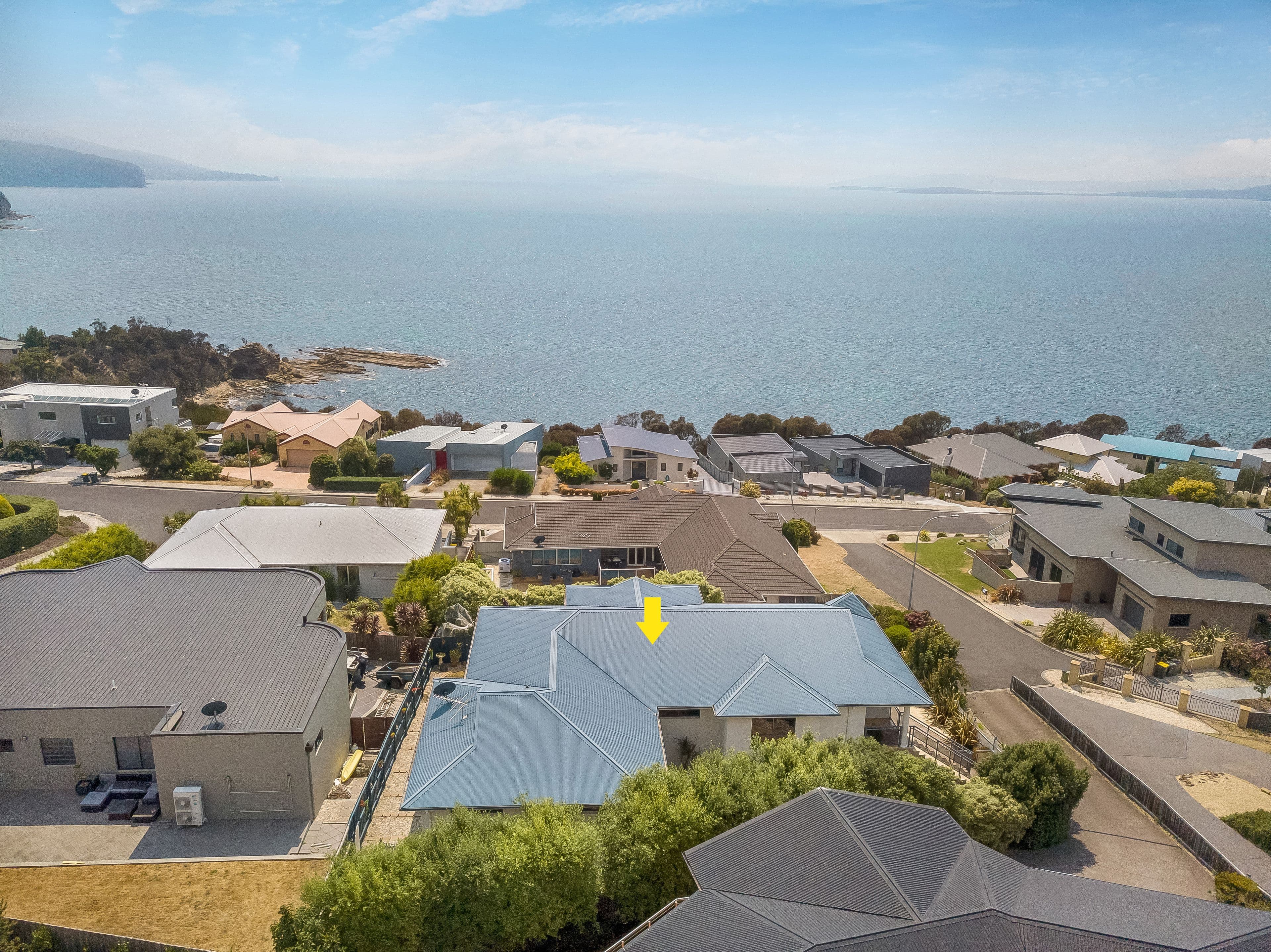 32 Suncoast Drive, Blackmans Bay TAS 7052, Blackmans Bay - Thumbnail 2