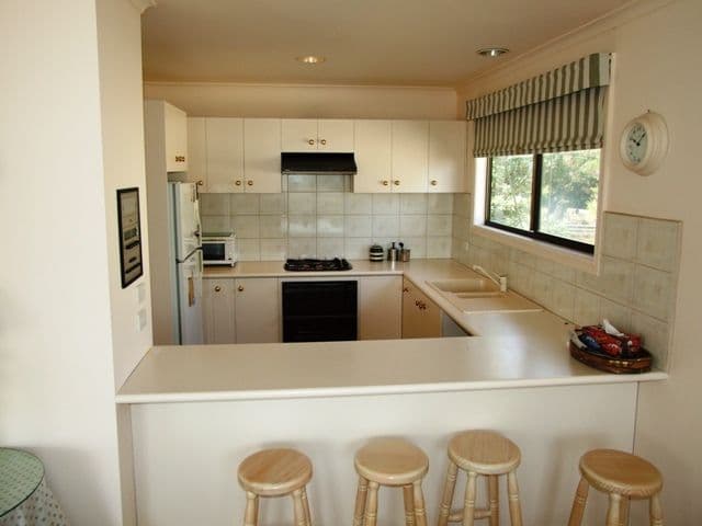 30 Kramer Rise, WIMBLEDON HEIGHTS VIC 3922, Wimbledon Heights - Thumbnail 2