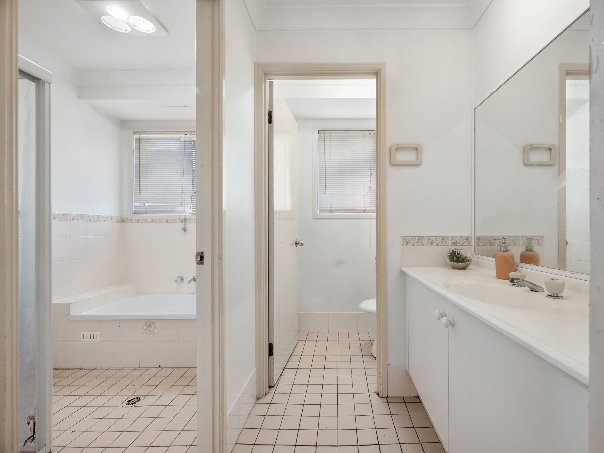 33 Gadshill Place, Rosemeadow NSW 2560, Rosemeadow - Thumbnail 8