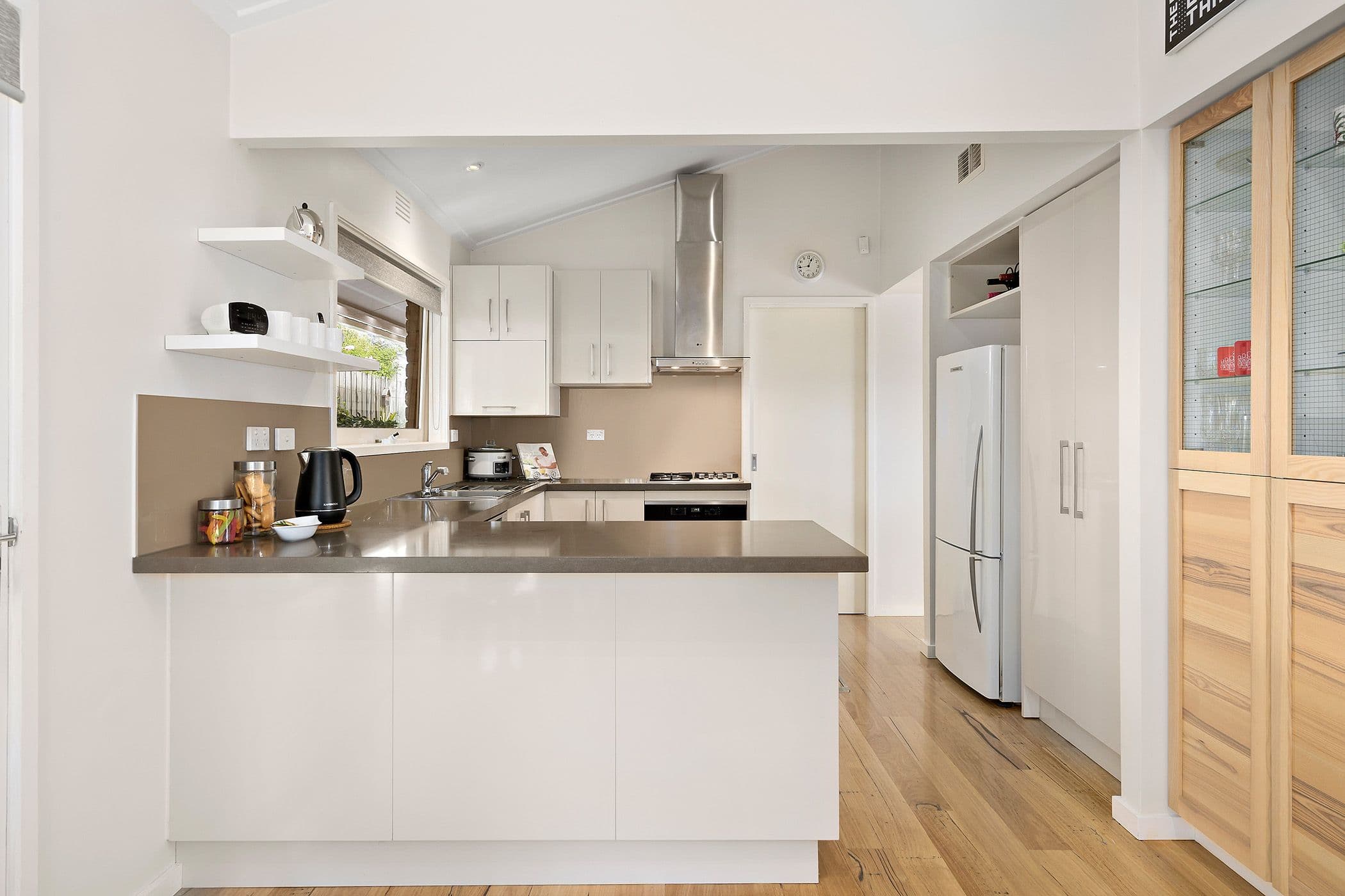 18 Phipps Crescent, Diamond Creek VIC 3089, Diamond Creek - Thumbnail 2