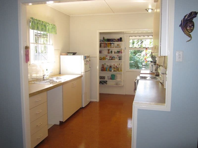 18 Ardoyne Road, CORINDA QLD 4075, Corinda - Thumbnail 5