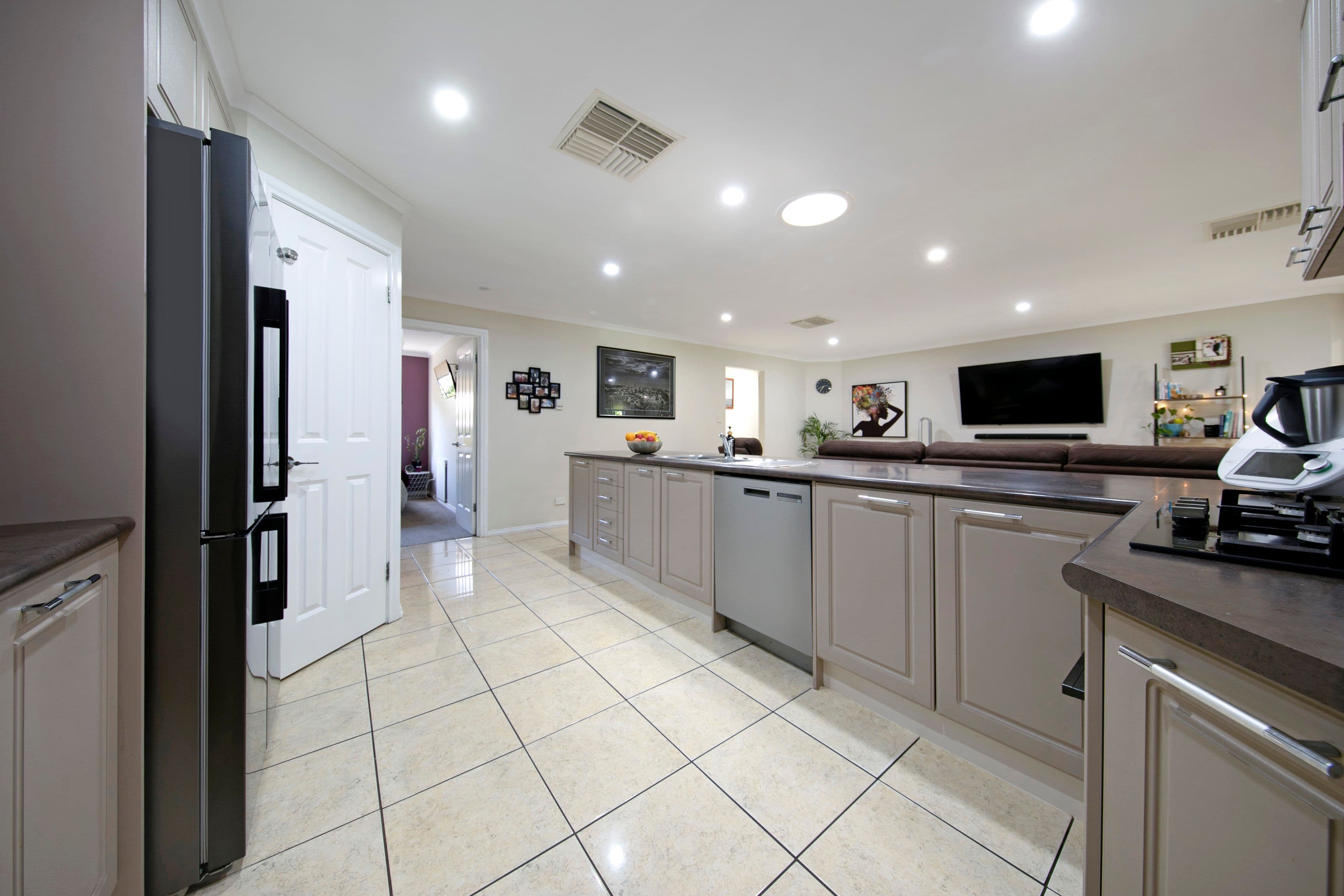 2 Roscrow Court, Clare SA 5453, Clare - Thumbnail 6