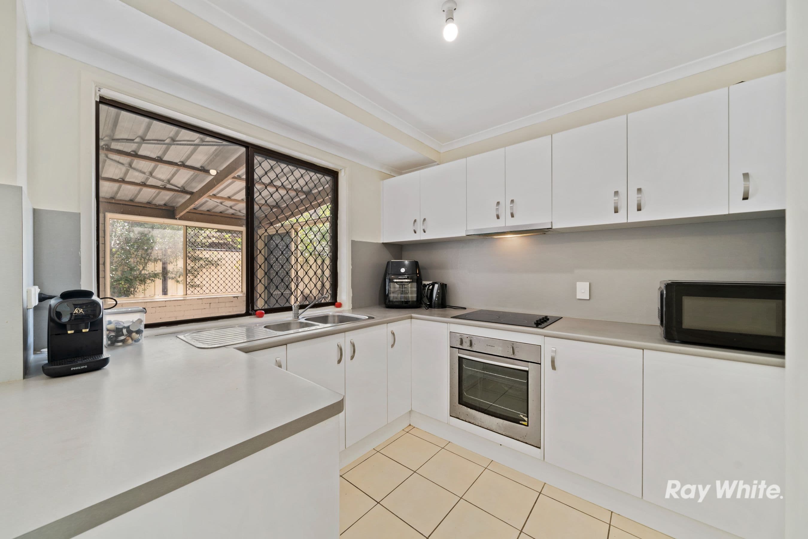 2 Rinto Drive, Eagleby QLD 4207, Eagleby - Thumbnail 4