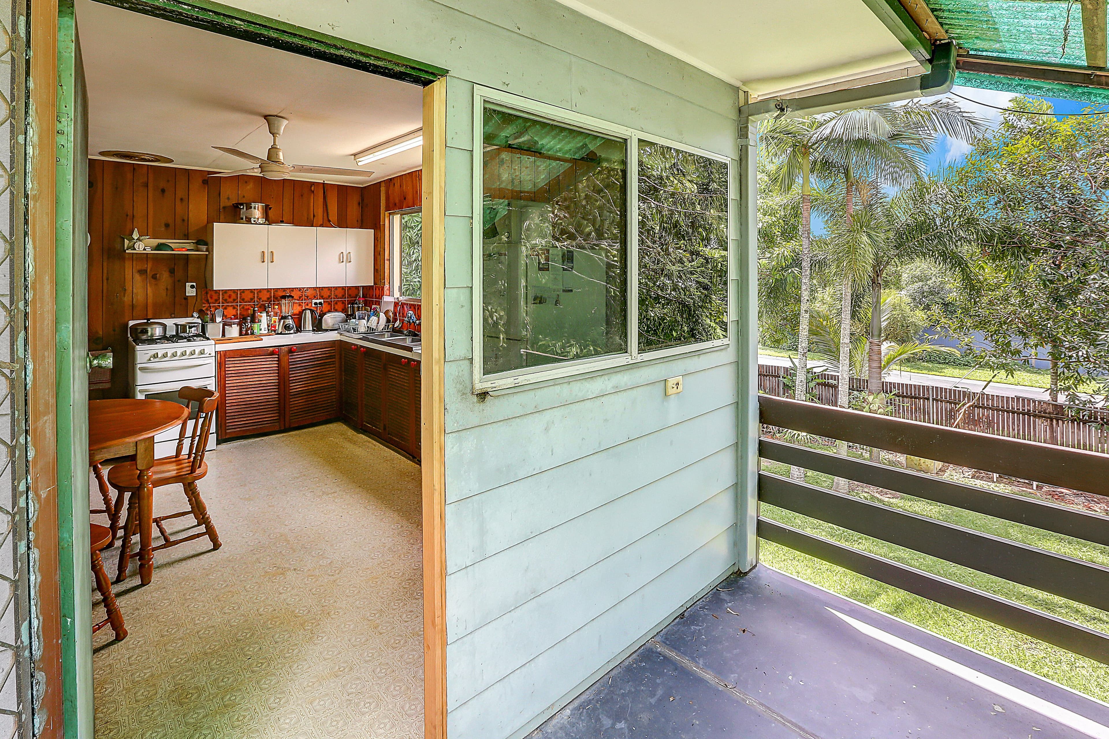 31 Endeavour Road, Clifton Beach QLD 4879, Clifton Beach - Thumbnail 4