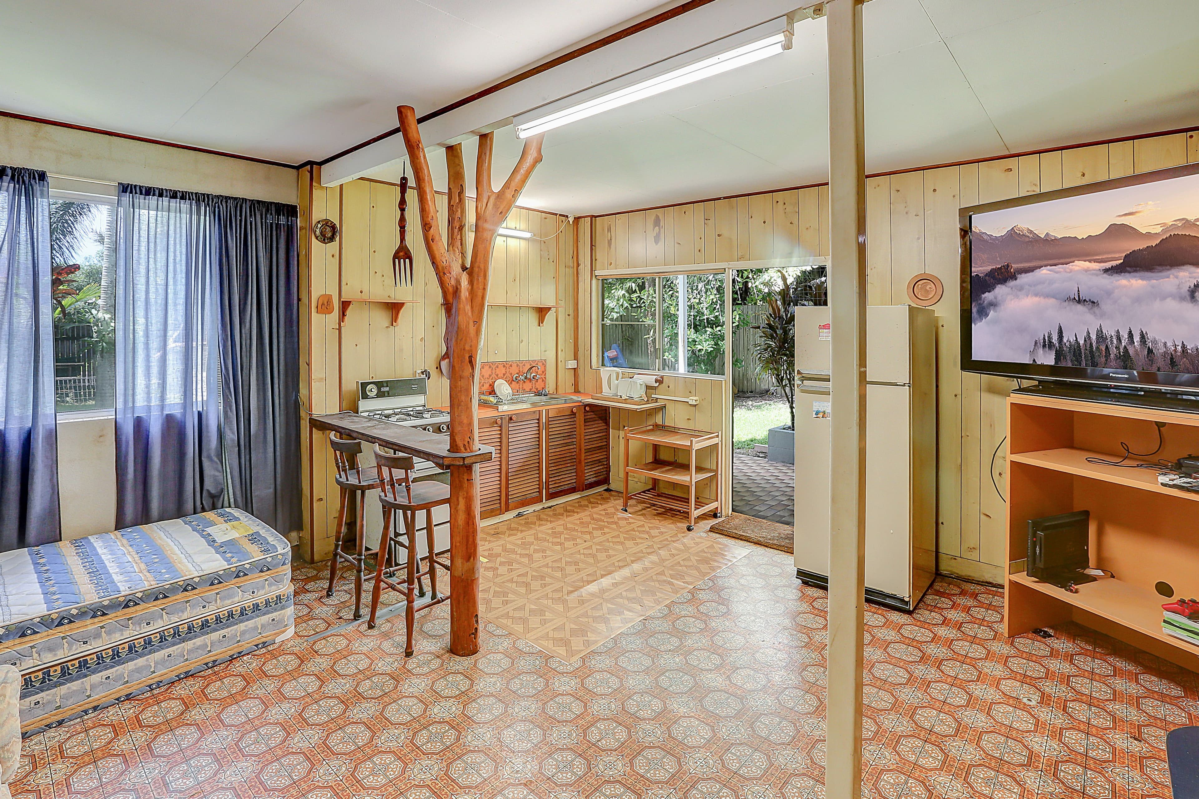 31 Endeavour Road, Clifton Beach QLD 4879, Clifton Beach - Thumbnail 6