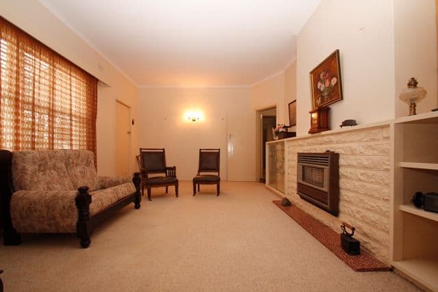 53 Celandine Street, Shailer Park, QLD, 4128, Shailer Park - Thumbnail 2