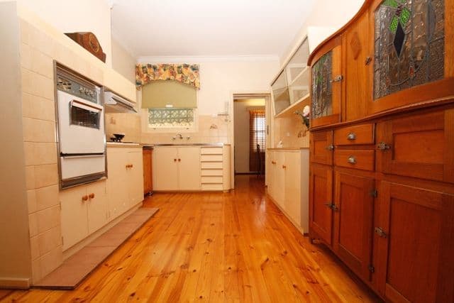 53 Celandine Street, Shailer Park, QLD, 4128, Shailer Park - Thumbnail 4