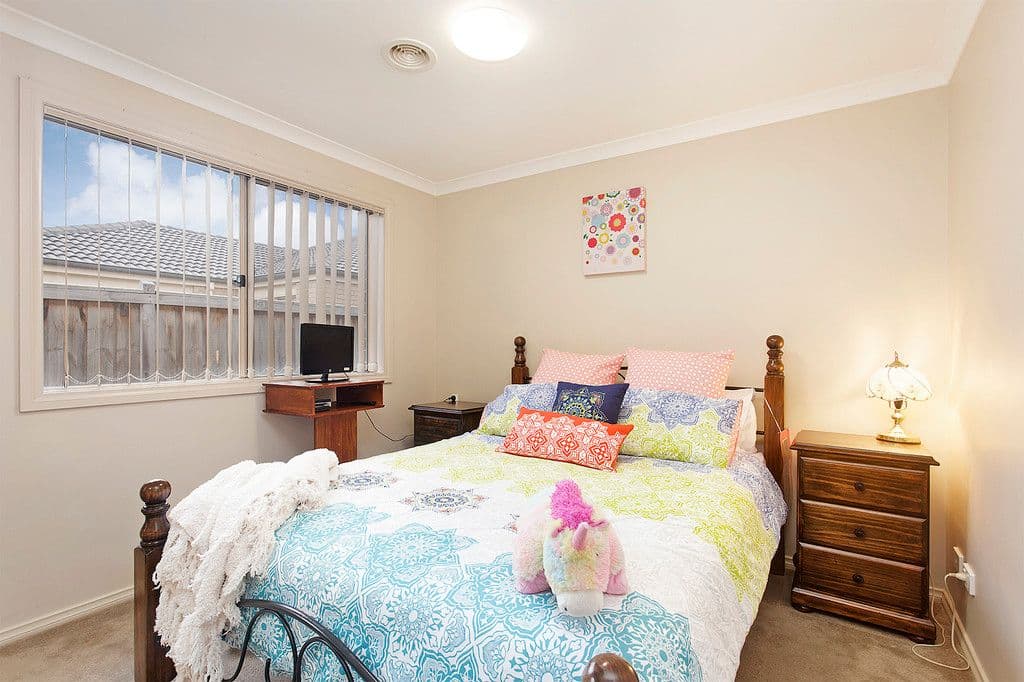 6 Gareth Street, Cranbourne East VIC 3977, Cranbourne East - Thumbnail 7