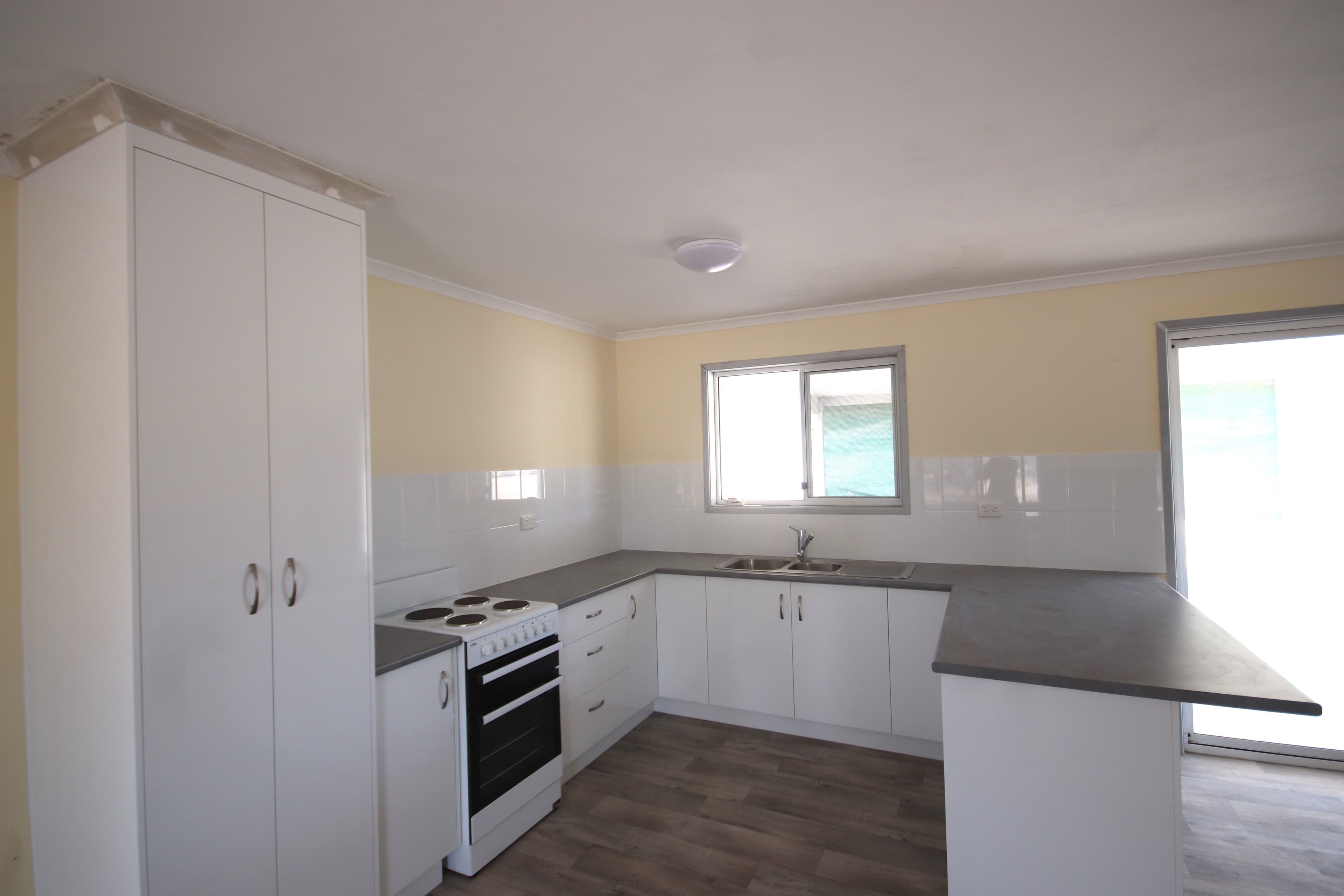 70 Esplanade Street, Eidsvold QLD 4627, Eidsvold - Thumbnail 3