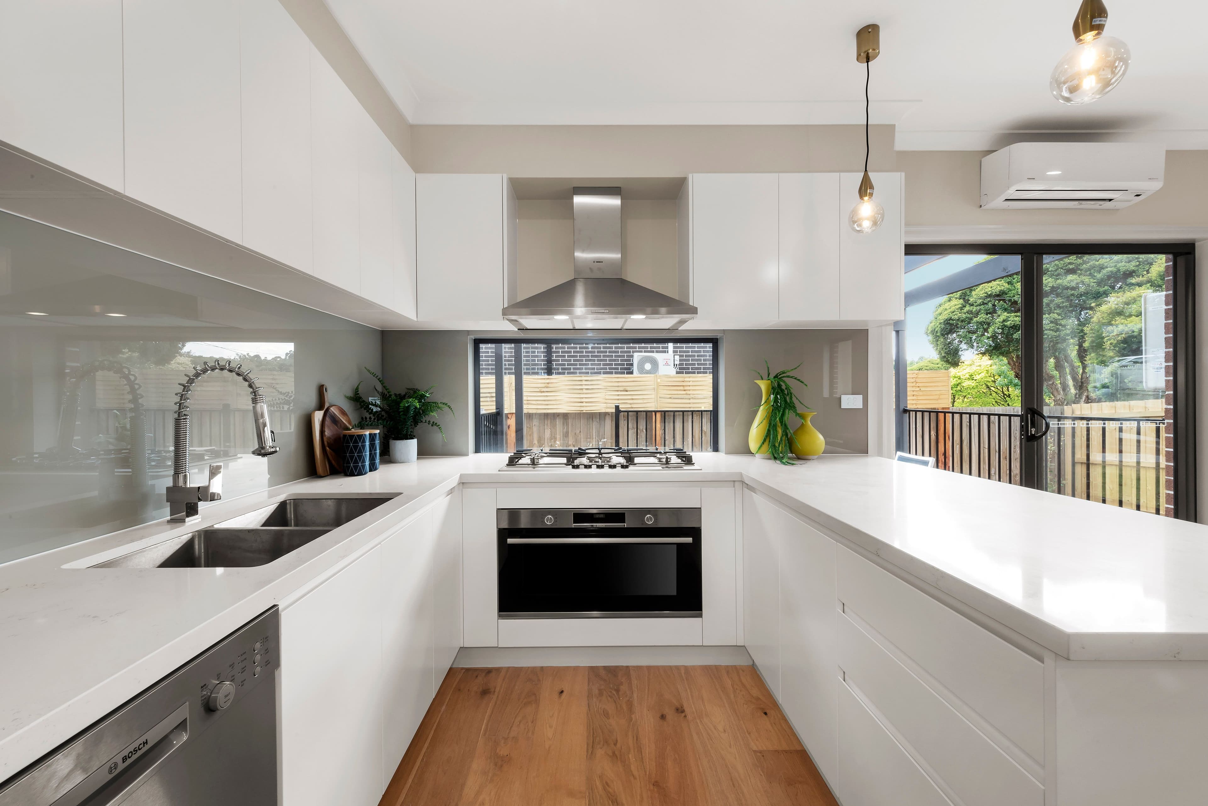 11 Belle Vue Avenue, Ringwood VIC 3134, Ringwood - Thumbnail 2
