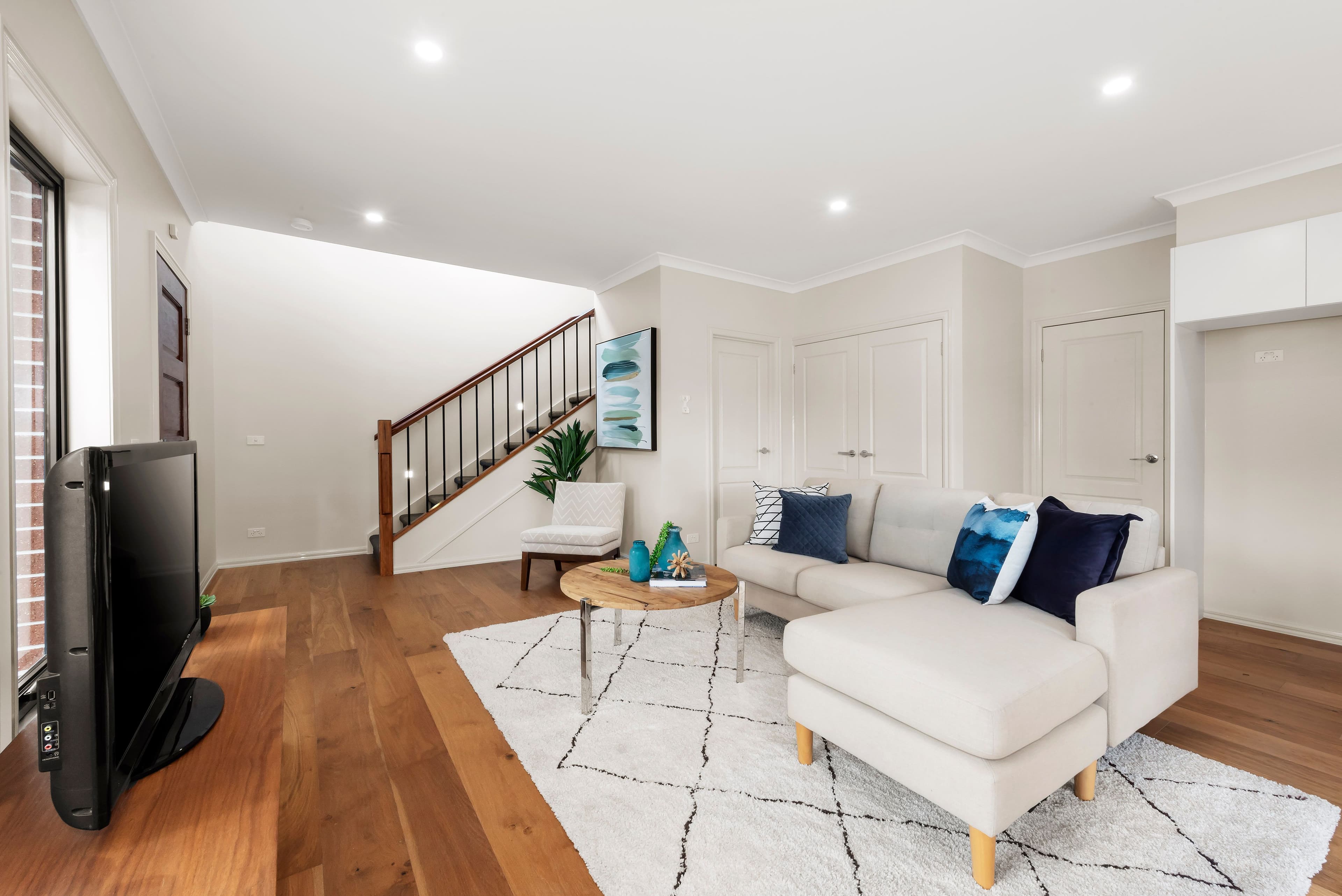 11 Belle Vue Avenue, Ringwood VIC 3134, Ringwood - Thumbnail 4