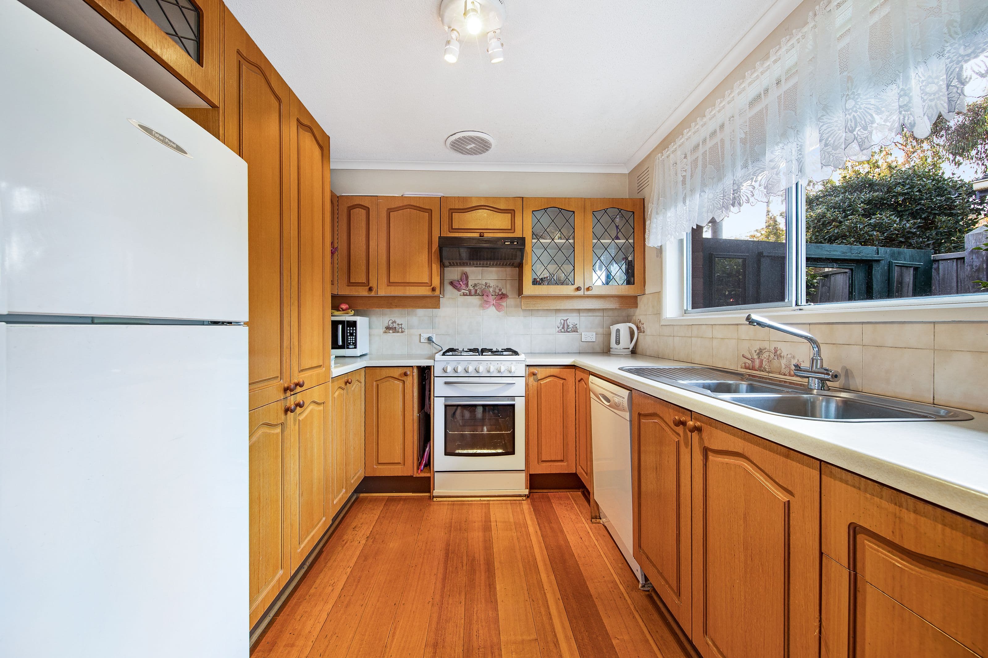 262 Lum Road, Wheelers Hill VIC 3150, Wheelers Hill - Thumbnail 2