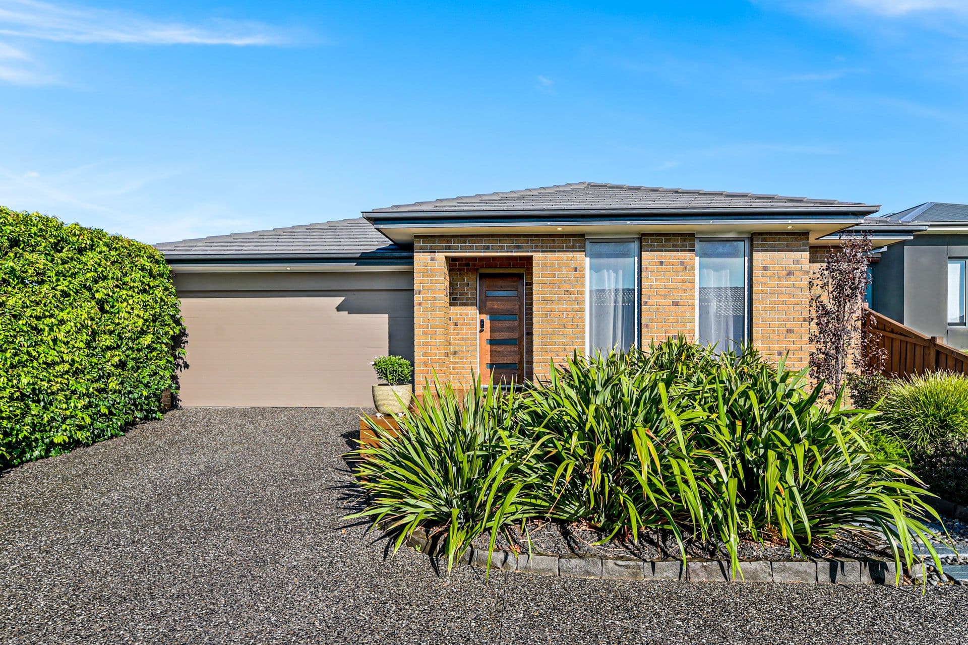 14 Nutmeg Close, Berwick VIC 3806, Berwick - Thumbnail 2