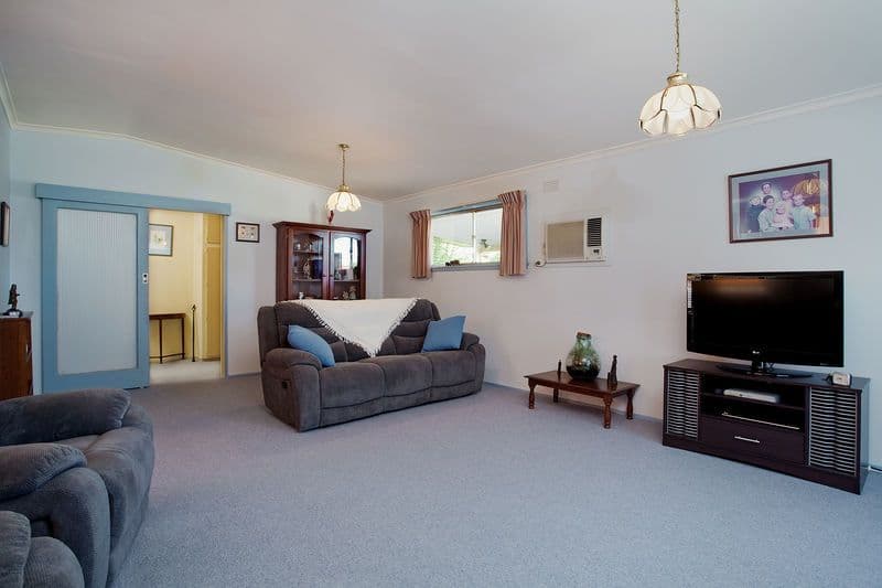 10 Wallowa Crescent, FRANKSTON NORTH VIC 3200, Frankston North - Thumbnail 4