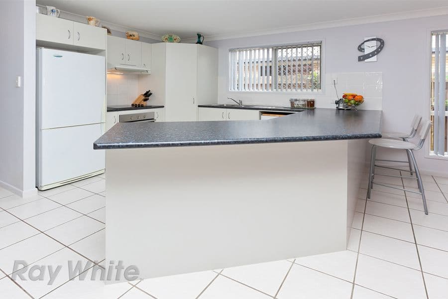 11 Jupiter Street, SPRINGFIELD LAKES QLD 4300, Springfield Lakes - Thumbnail 2