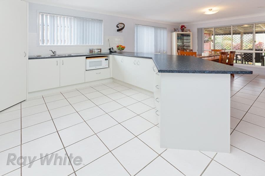 11 Jupiter Street, SPRINGFIELD LAKES QLD 4300, Springfield Lakes - Thumbnail 3
