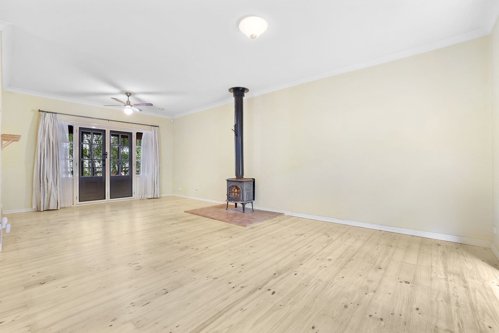 2 Lavender Place, Berwick VIC 3806, Berwick - Thumbnail 2