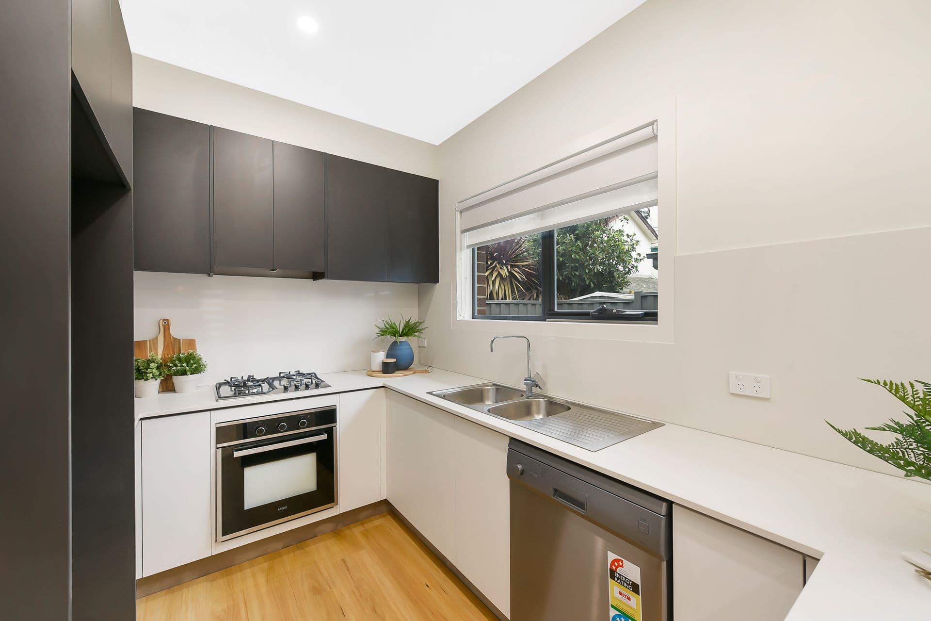 15 Catalpa Street, Doveton VIC 3177, Doveton - Thumbnail 5