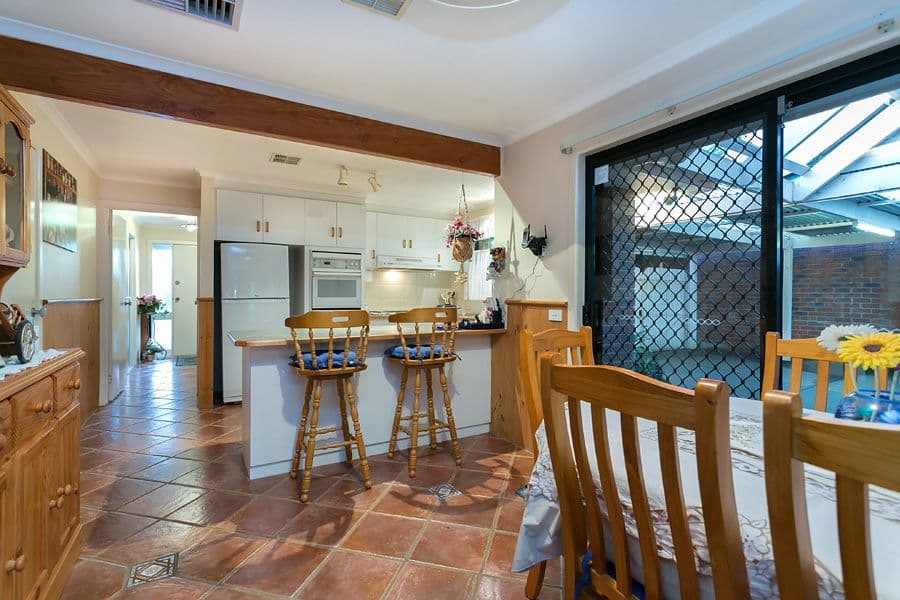 2 Gamalite Drive, MELTON WEST VIC 3337, Melton West - Thumbnail 5