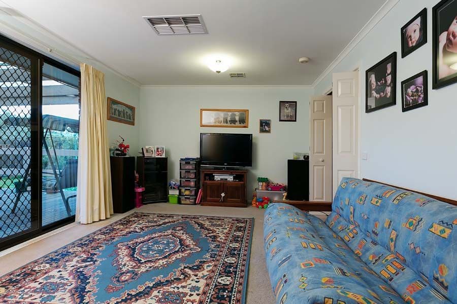 2 Gamalite Drive, MELTON WEST VIC 3337, Melton West - Thumbnail 6